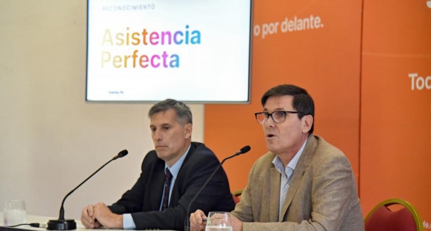 M&aacute;s de 41 mil docentes de gesti&oacute;n estatal recibieron el premio a la Asistencia Perfecta 