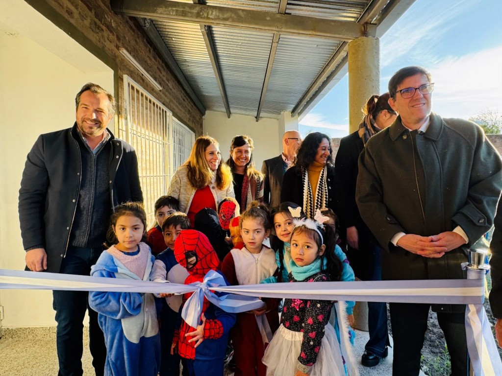 Santo Tomé: Provincia inauguró tres aulas con una inversión de 186 millones de pesos