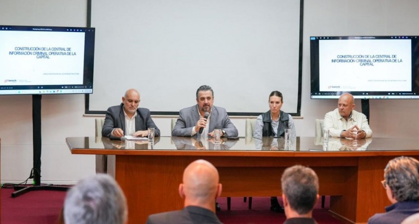 Seguridad: Provincia present&oacute; como funcionar&aacute; la central OJO en la ciudad de Santa Fe