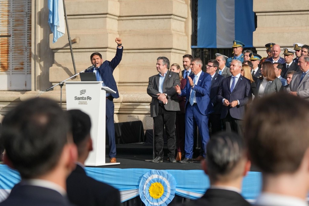Pullaro: &ldquo;La Revoluci&oacute;n de Mayo nos ense&ntilde;&oacute; que las transformaciones verdaderas requieren valent&iacute;a, di&aacute;logo y sentimiento colectivo&rdquo;