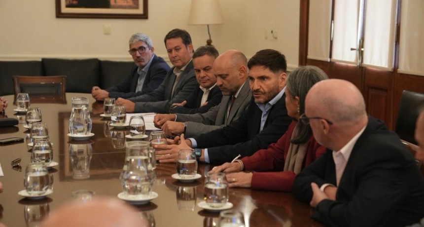 Provincia avanza en la licitaci&oacute;n para la concesi&oacute;n de la terminal de contenedores de Santa Fe