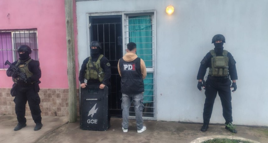 Golpe a la banda de &ldquo;Los Puchingas&rdquo;: tres detenidos tras allanamientos por violencia armada en Santa Fe