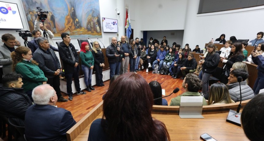 Concejo Joven: una apuesta a la participaci&oacute;n c&iacute;vica de los estudiantes