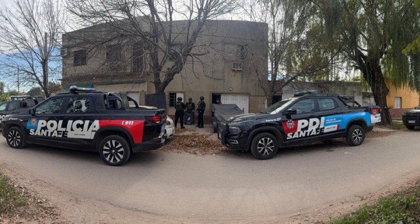Cae una mujer con casi un kilo de coca&iacute;na, m&aacute;s de $ 3,6 millones y 1.700 d&oacute;lares en un operativo por microtr&aacute;fico en Santa Fe