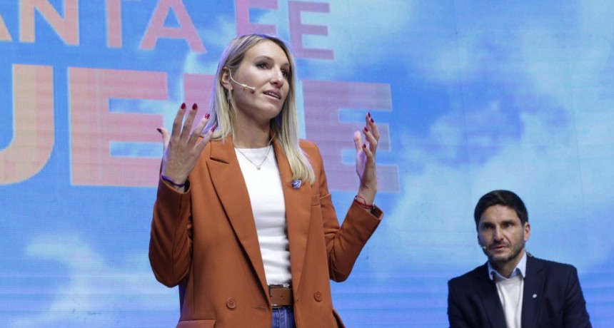 Virginia Coudannes: &ldquo;Junto a Pullaro vamos a terminar con la improvisaci&oacute;n en el departamento La Capital&rdquo;