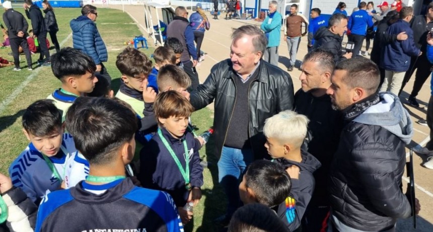 Michlig: &ldquo;El deporte es un gran factor de contenci&oacute;n e inspiraci&oacute;n de nuestros ni&ntilde;os y j&oacute;venes&rdquo;