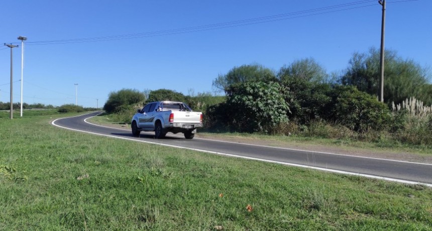 Tareas de demarcaci&oacute;n sobre la Ruta 11 en Sauce Viejo