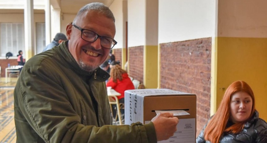 Falta de &eacute;tica pol&iacute;tica: el intendente de Cosqu&iacute;n perdi&oacute; las elecciones y antes de dejar su cargo nombr&oacute; a sus funcionarios en planta permanente
