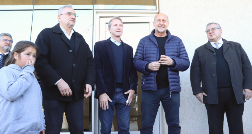 Perotti recorri&oacute; la finalizaci&oacute;n de la obra del nuevo edificio de la Comisar&iacute;a 3&ordf; de Sunchales
