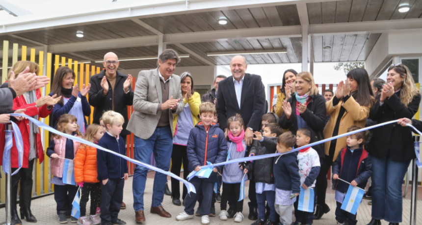 Perotti inaugur&oacute; el Jard&iacute;n de Infantes N&ordm;349 en Funes