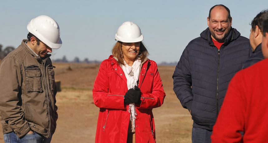 La Provincia avanza con obras h&iacute;dricas en el departamento General L&oacute;pez