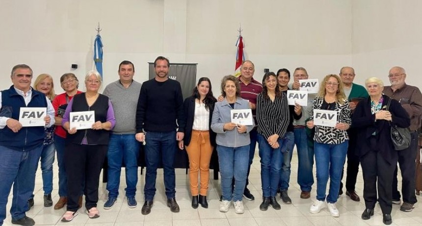 Santo Tom&eacute;: se realiz&oacute; la entrega del Fondo de Asistencia a Vecinales