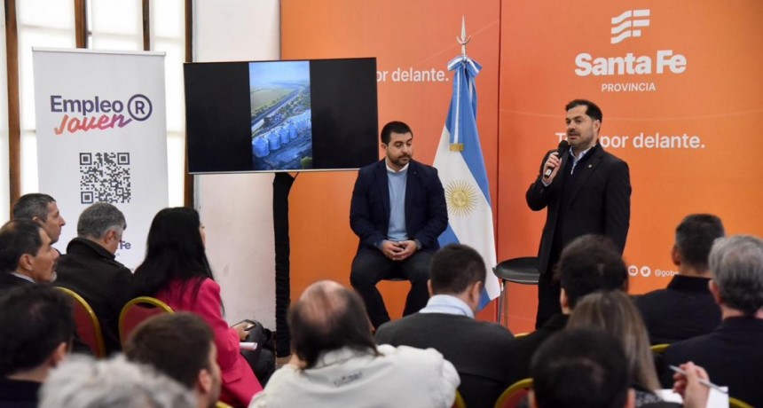 El Gobierno reuni&oacute; a municipios y comunas para impulsar los programas de empleo