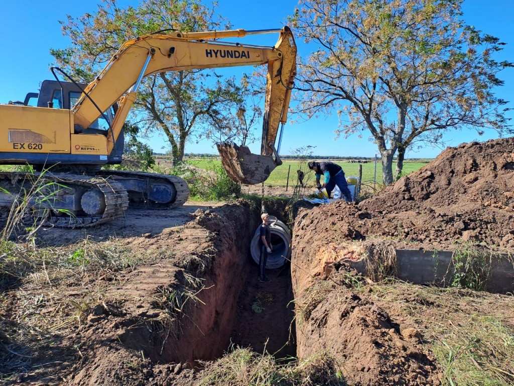Obras hídricas clave para la producción: el Gobierno Provincial comenzó con la ejecución del Canal Bragado