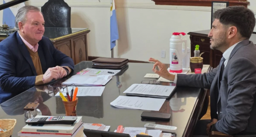 El Senador Michlig mantuvo &ldquo;una extensa y productiva&rdquo; reuni&oacute;n de trabajo con el Gobernador Maximiliano Pullaro