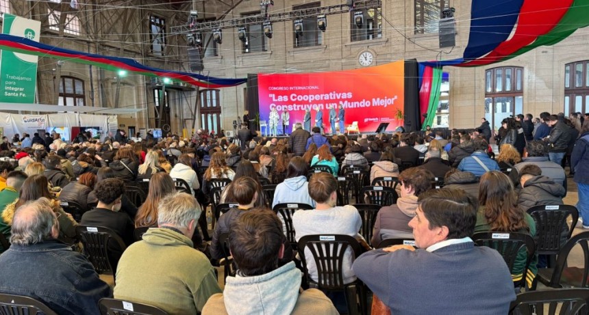 Santa Fe reuni&oacute; a m&aacute;s de mil cooperativistas para potenciar el trabajo asociativo