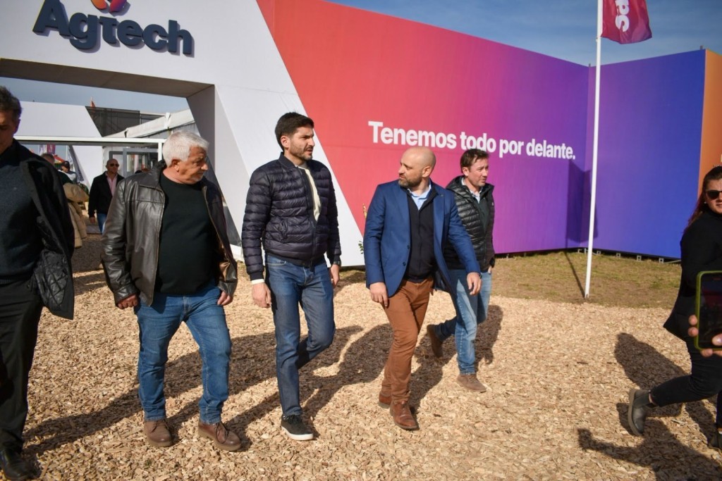 Agroactiva: Pullaro anuncia m&aacute;s de $ 100.000 millones para impulsar la producci&oacute;n y un paquete de alivio fiscal