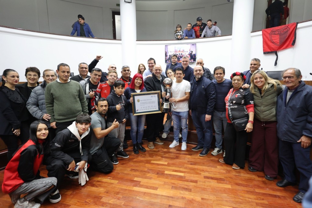 El Pulga Rodr&iacute;guez fue reconocido en el Concejo Municipal como &ldquo;Deportista destacado&rdquo;