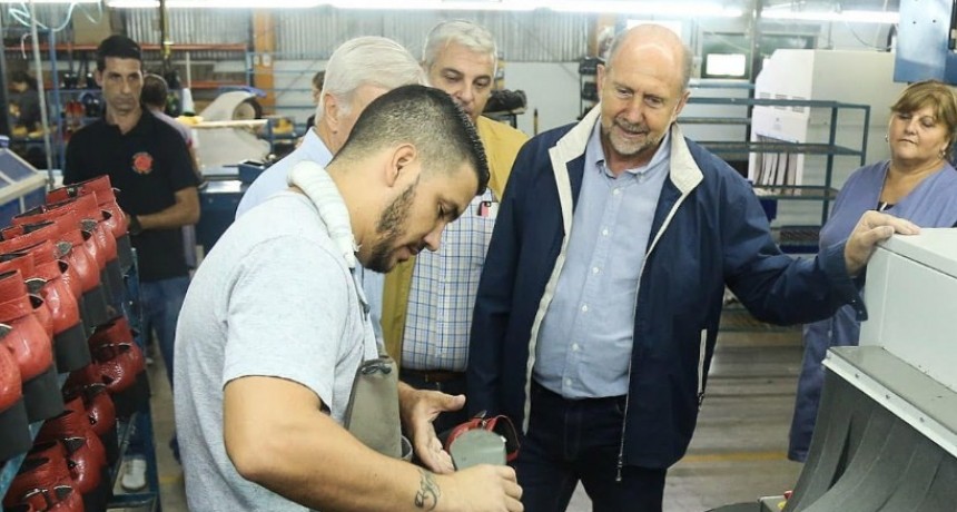 Los programas de inserci&oacute;n laboral y capacitaci&oacute;n apuntalan los 38.000 empleos privados creados en la gesti&oacute;n Perotti