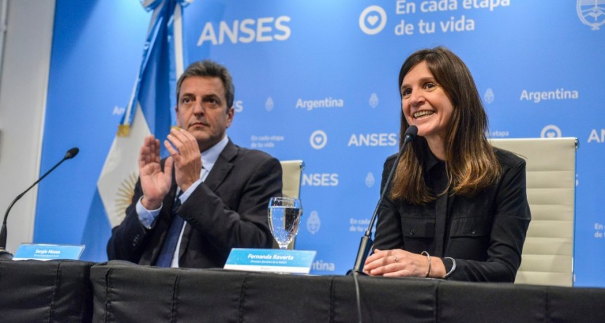 Massa y Raverta anunciaron nuevos cr&eacute;ditos de hasta 400 mil pesos para jubilados y pensionados