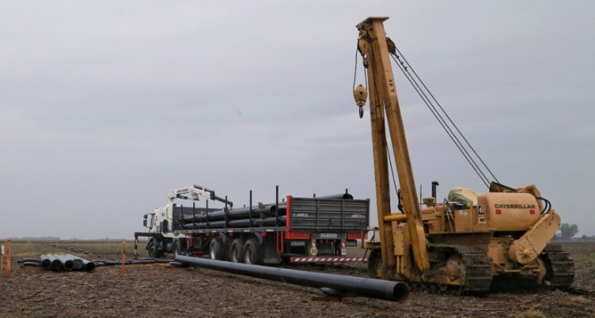 Con la llegada de ca&ntilde;os a la ciudad de Chab&aacute;s, avanza la ampliaci&oacute;n del Gasoducto Regional Sur