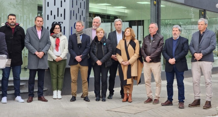 Costamagna particip&oacute; de la reinauguraci&oacute;n del Centro Econ&oacute;mico de Ca&ntilde;ada de G&oacute;mez