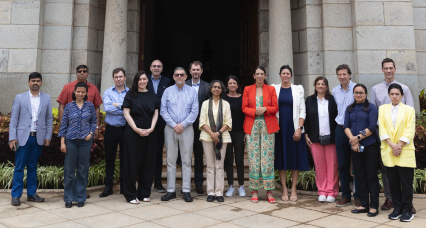 Finaliz&oacute; con &eacute;xito la misi&oacute;n institucional de Santa Fe en India
