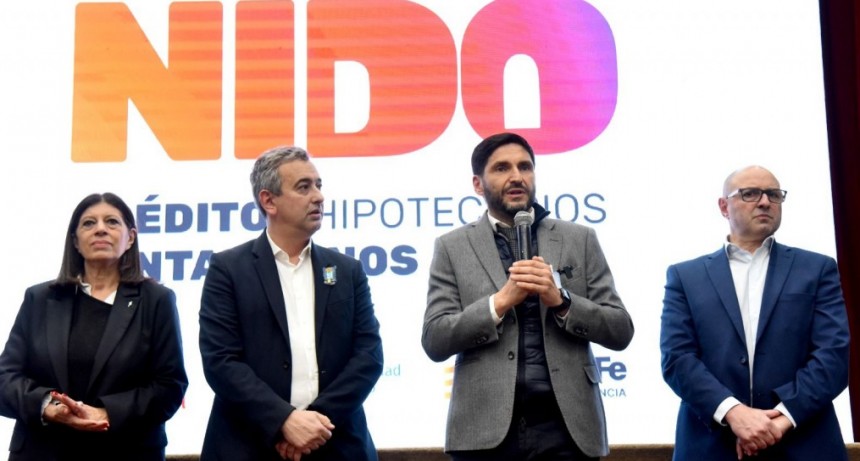 Pullaro: &ldquo;Los cr&eacute;ditos Nido apuntan a las familias santafesinas que ven c&oacute;mo los sueldos se les van en el alquiler&rdquo;