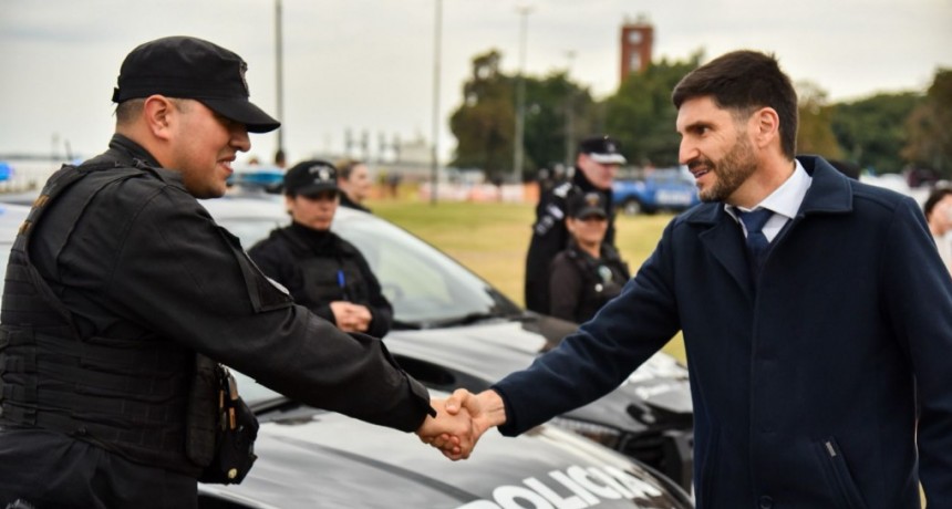 Seguridad: por la eficiencia en el proceso de compra, Santa Fe sumar&aacute; finalmente 940 patrulleros