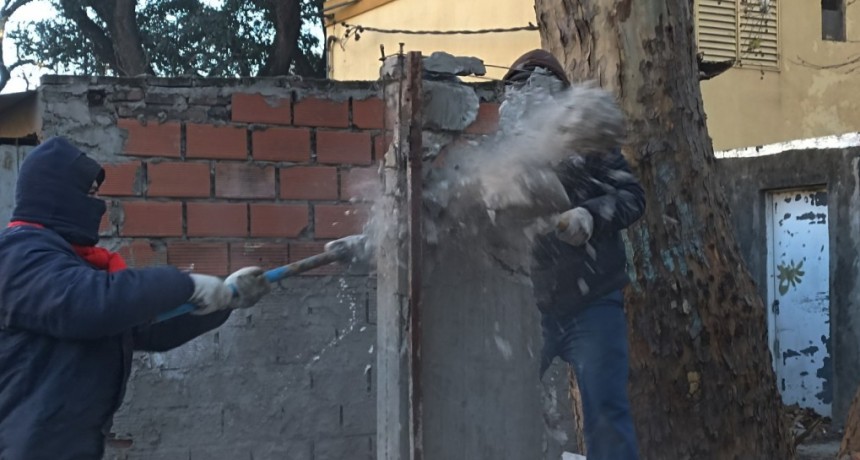Derrumbaron en Rosario un puesto de venta de estupefacientes relacionado al clan Tripi