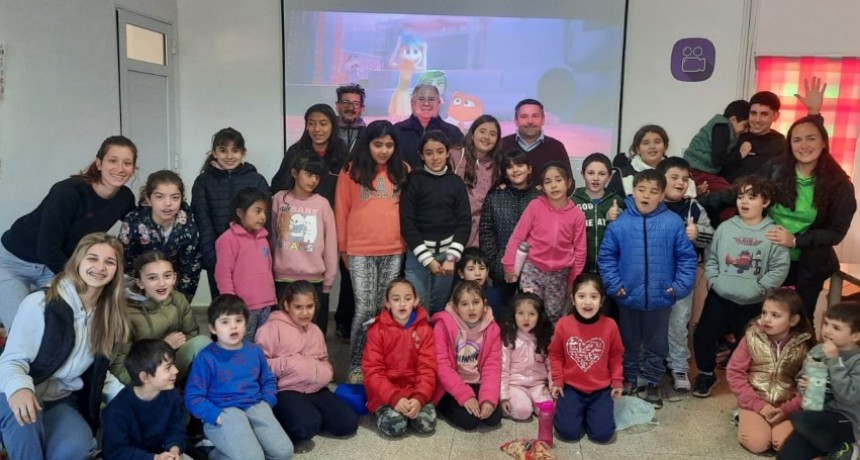 El director provincial de Educaci&oacute;n F&iacute;sica de Santa Fe visit&oacute; la colonia de invierno de San Agust&iacute;n