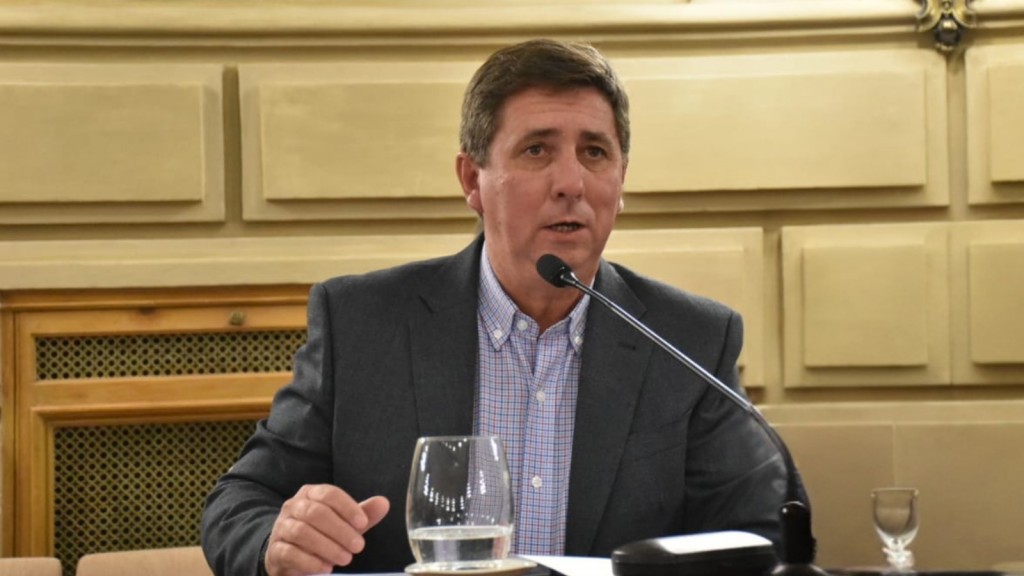 En la Legislatura, Pirola puso sobre la mesa los temas que duelen en Santa Fe
