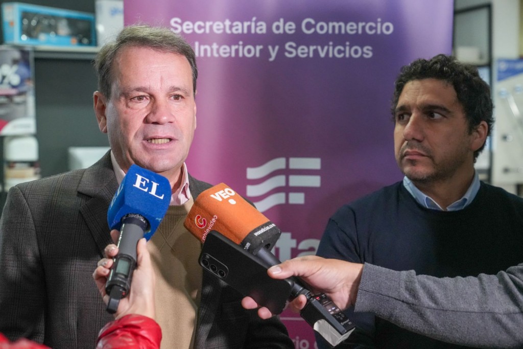 Acuerdo Santa Fe: Provincia garantiza un 10 % de descuento y financiamiento en la compra de materiales para la construcción