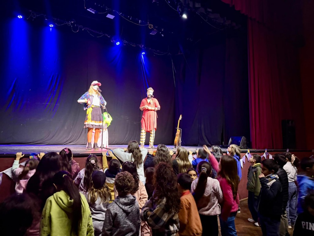 Santo Tomé celebró una nueva jornada del Encuentro Internacional de Teatro Infantil