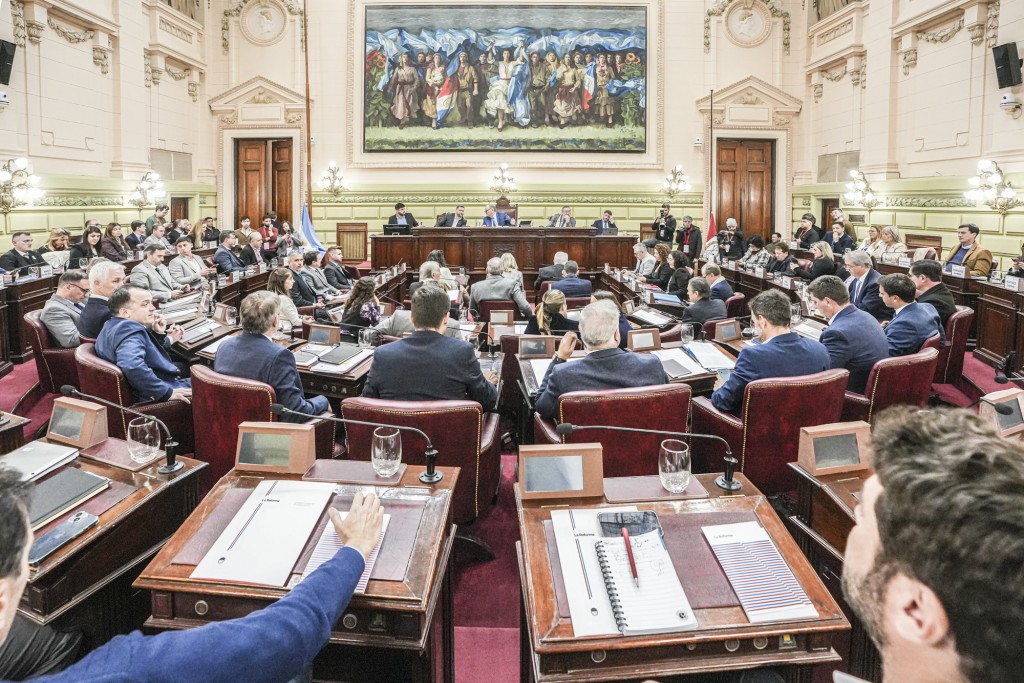 Comienzan las reuniones de comisión en la Convención Reformadora de la Constitución de Santa Fe