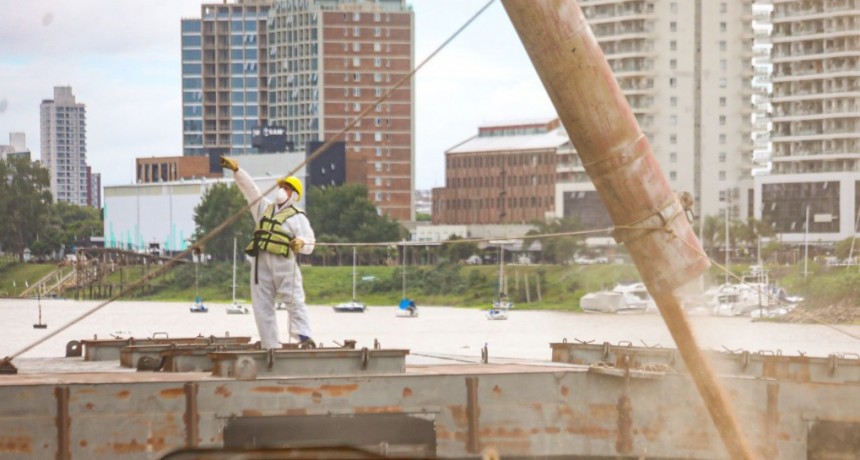 Puertos santafesinos en alza: en el primer semestre se movieron 110.000 toneladas y 10.000 contenedores m&aacute;s que en 2024