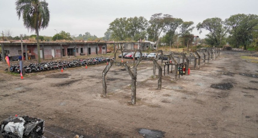 Provincia termin&oacute; con el &ldquo;cementerio de autos&rdquo; de La Tablada y avanza en la recuperaci&oacute;n del espacio p&uacute;blico
