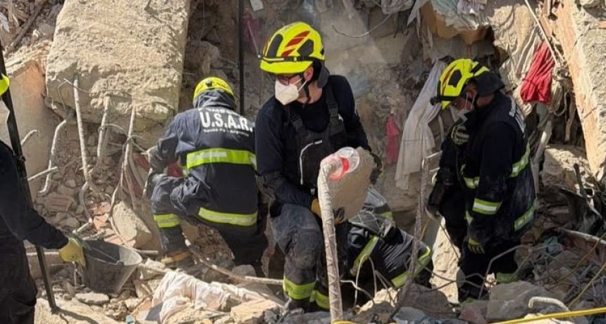 Pullaro destac&oacute; el trabajo de los bomberos santafesinos, tras concluir la misi&oacute;n en Venezuela