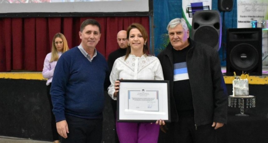 El senador Rub&eacute;n Pirola una vez m&aacute;s con presencia activa en Franck, Pilar y Esperanza