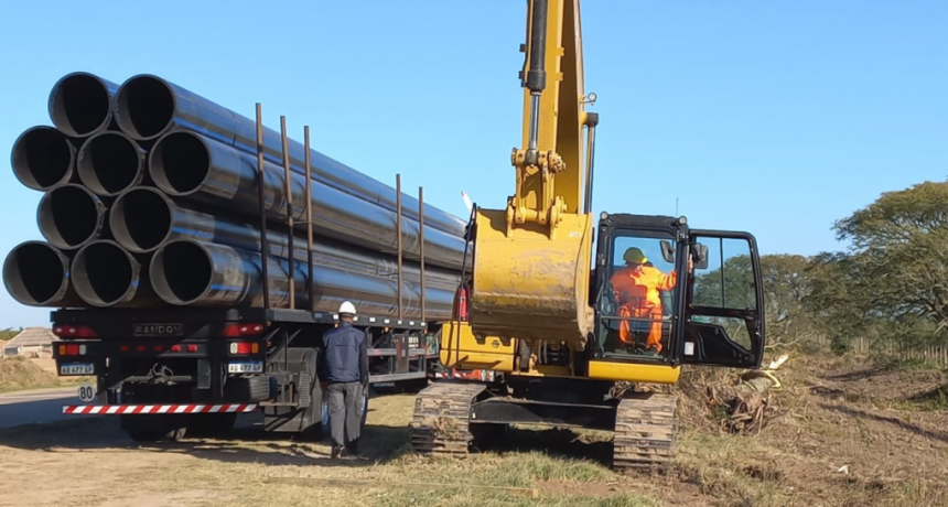 Llegaron los primeros ca&ntilde;os para avanzar con la obra del Acueducto San Javier-Tostado