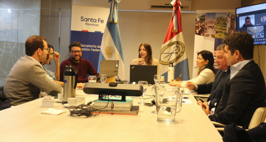 Santa Fe mantuvo un encuentro con representantes de Facebook, Instagram y WhatsApp en Argentina