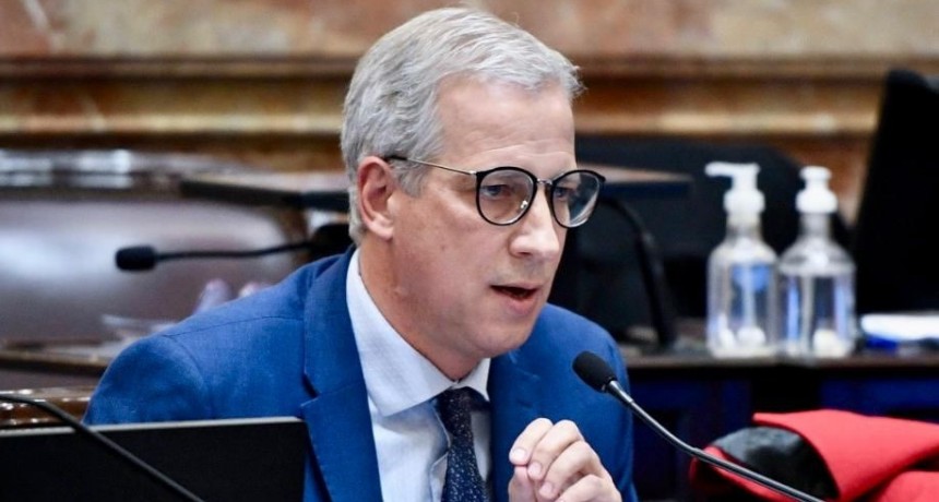 Dionisio Scarpin: &ldquo;El gobierno nacional vuelve a maltratar a los jubilados&rdquo;