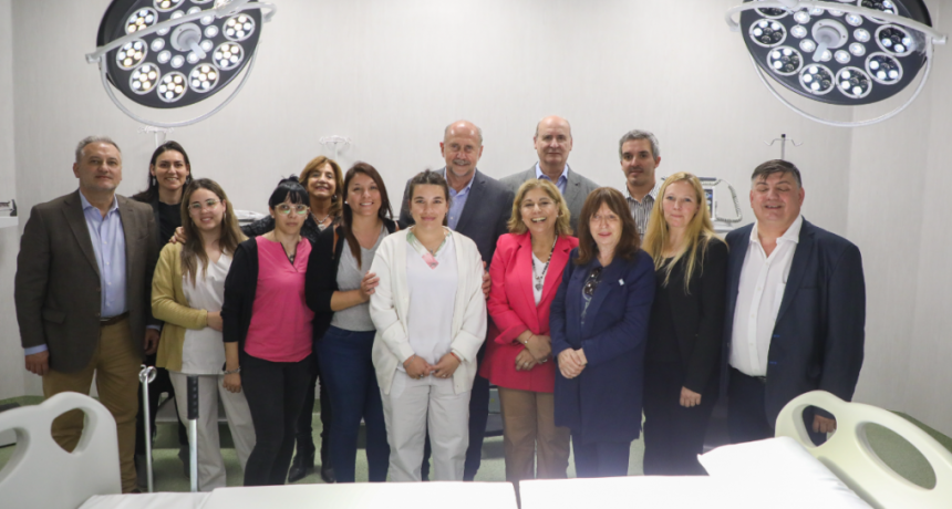 Perotti inaugur&oacute; dos quir&oacute;fanos y una sala de partos en el SAMCO de San Jorge