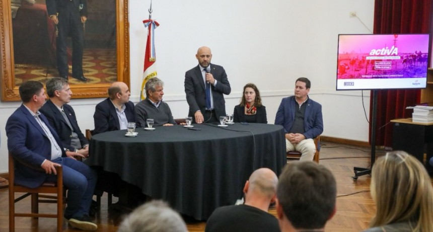 Santa Fe present&oacute; un cr&eacute;dito a tasa 0 % para el sector tambero