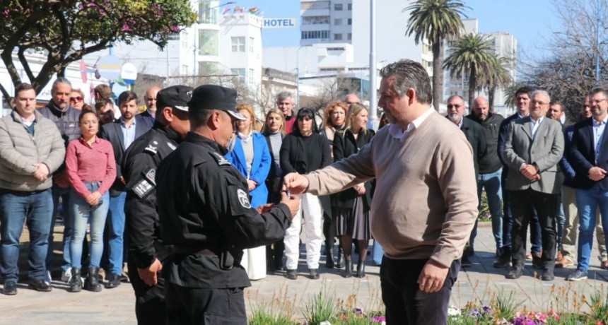 Cococcioni: &ldquo;Estamos entregando patrulleros 0 km en cada departamento de la provincia&rdquo;