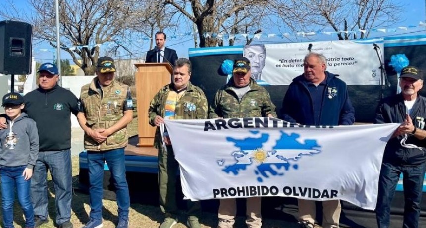 Santo Tom&eacute; le rindi&oacute; homenaje al General San Mart&iacute;n