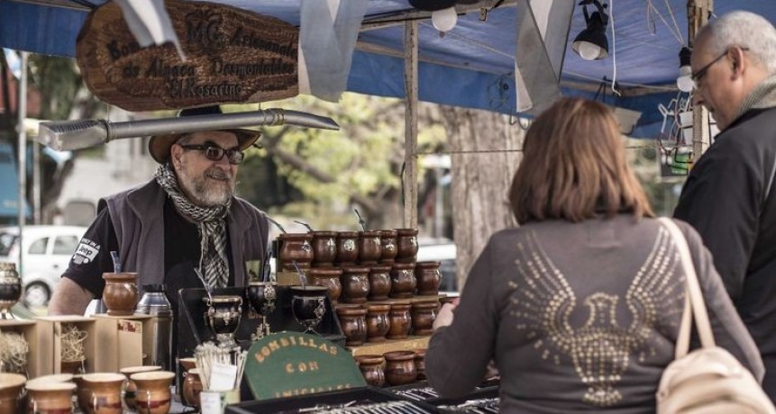 Convocatoria para artesanos y emprendedores para Fiestas Patronales de San Agust&iacute;n 2024