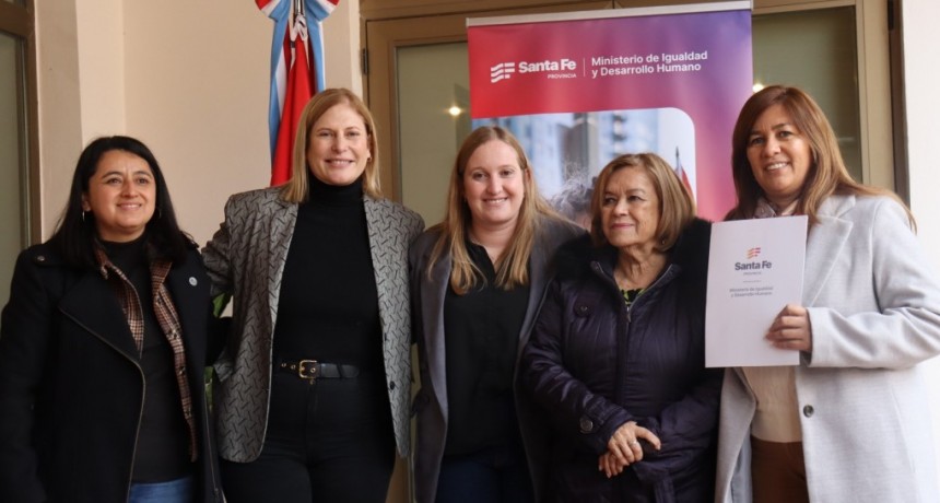 Pol&iacute;ticas de G&eacute;nero: Provincia firm&oacute; convenios con gobiernos locales para el fortalecimiento de los Puntos Violetas