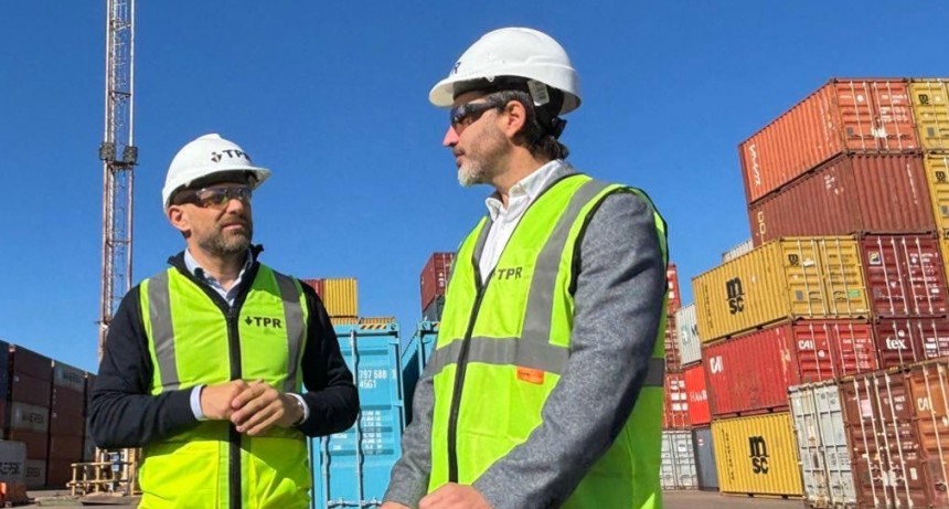Santa Fe activa su infraestructura exportadora: embarque hist&oacute;rico de miel desde Rosario