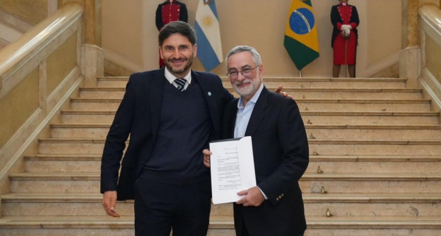 Pullaro recibi&oacute; al embajador de Brasil en la Argentina